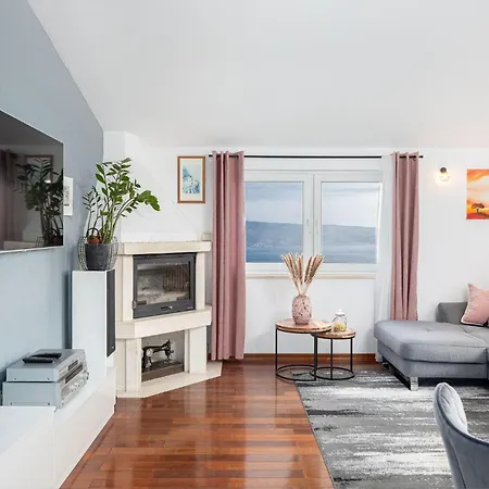 Two-bedroom In * Omiš