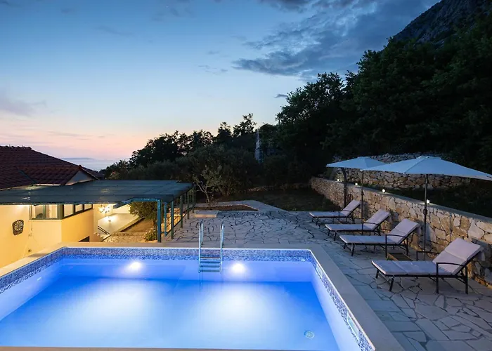 Two-bedroom In Omiš